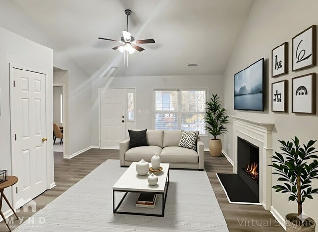 Building Photo - 1944 Deep Forest Trail