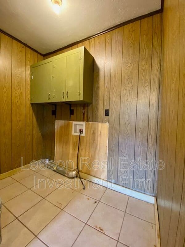 Building Photo - 2528 Westover Rd