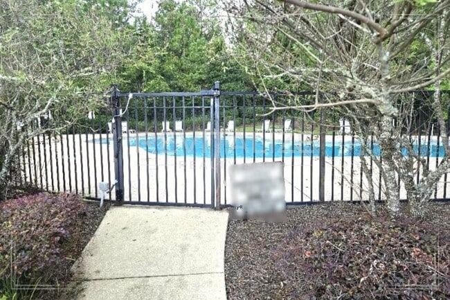 Building Photo - Smart 4 Bd / 2 Ba Home in West Mobile Gate...