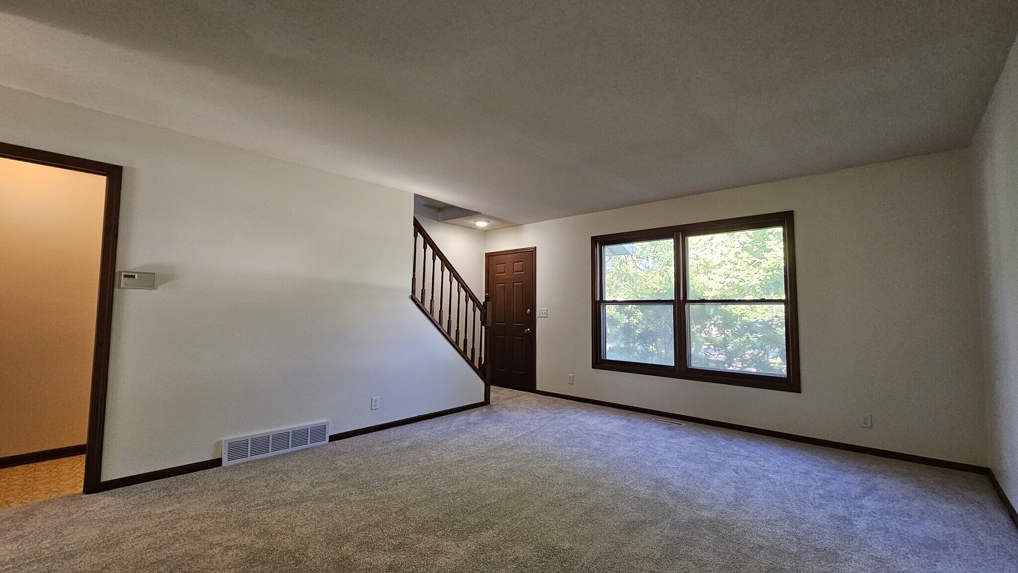 Building Photo - 680 Wildwood Dr