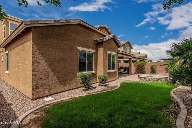 Building Photo - 7657 S Debra Dr