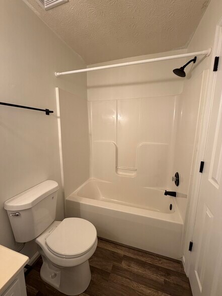 Building Photo - 10904 Coreys Way