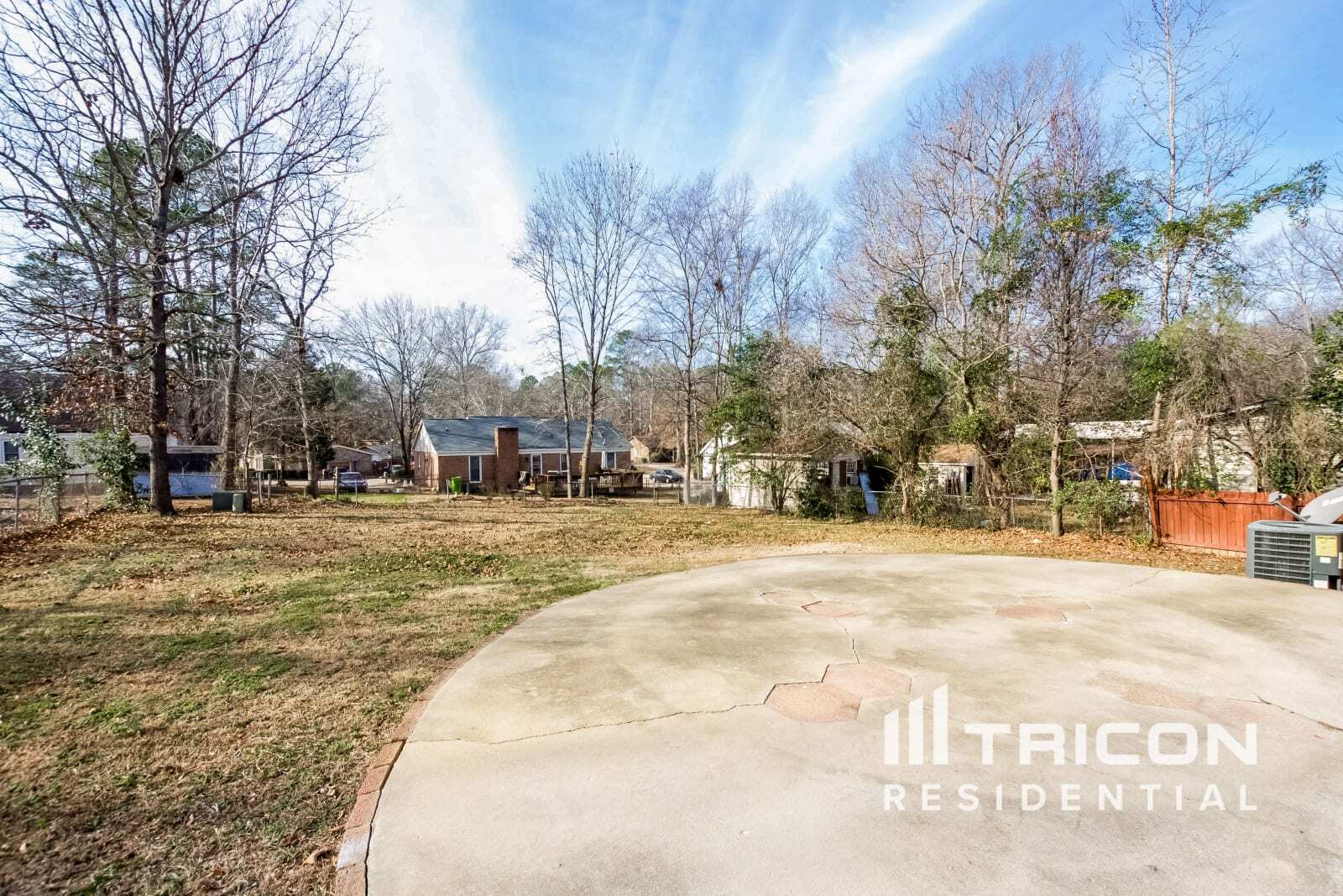 Building Photo - 516 Kenton Dr