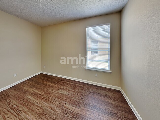 Building Photo - 3028 Atherley Rd