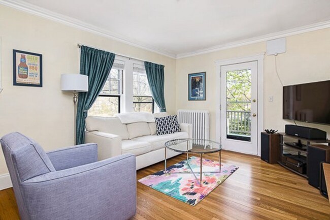 Building Photo - 88 Brush Hill Rd