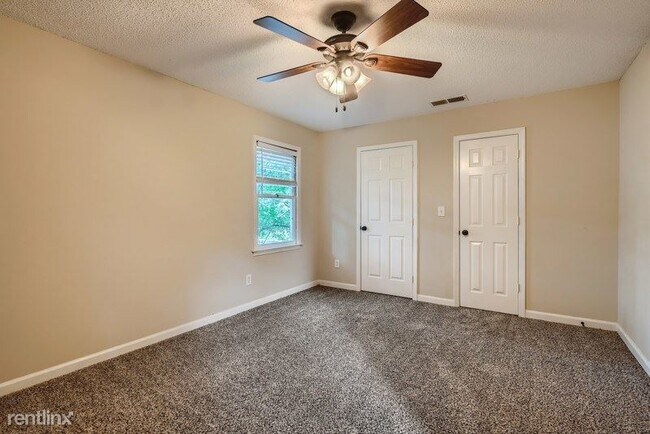 Building Photo - 4 br, 2.5 bath House - 4290 Steeplechase D...