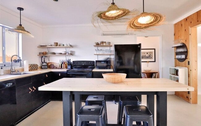 Building Photo - Desert Oasis Home on 5 Acres with Pool, Spa & EV