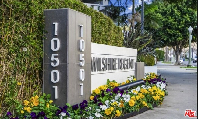Building Photo - 10501 Wilshire Blvd
