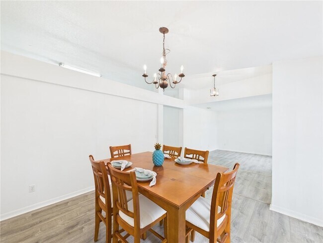 Building Photo - 8135 100th Ave