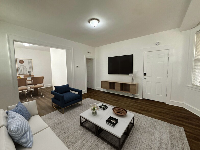 Building Photo - 3514 Clifton Ave