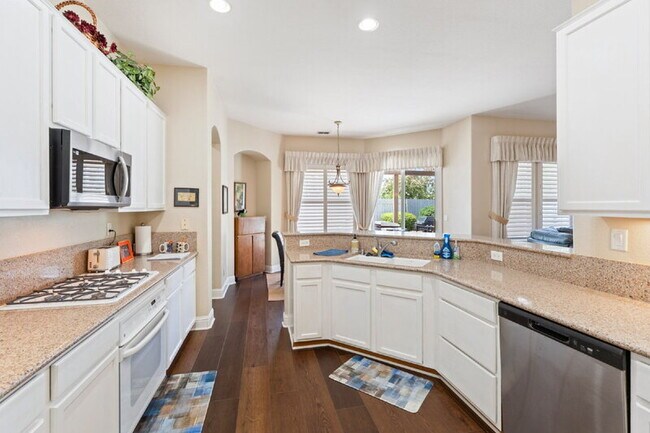 Building Photo - 1121 Galston Dr