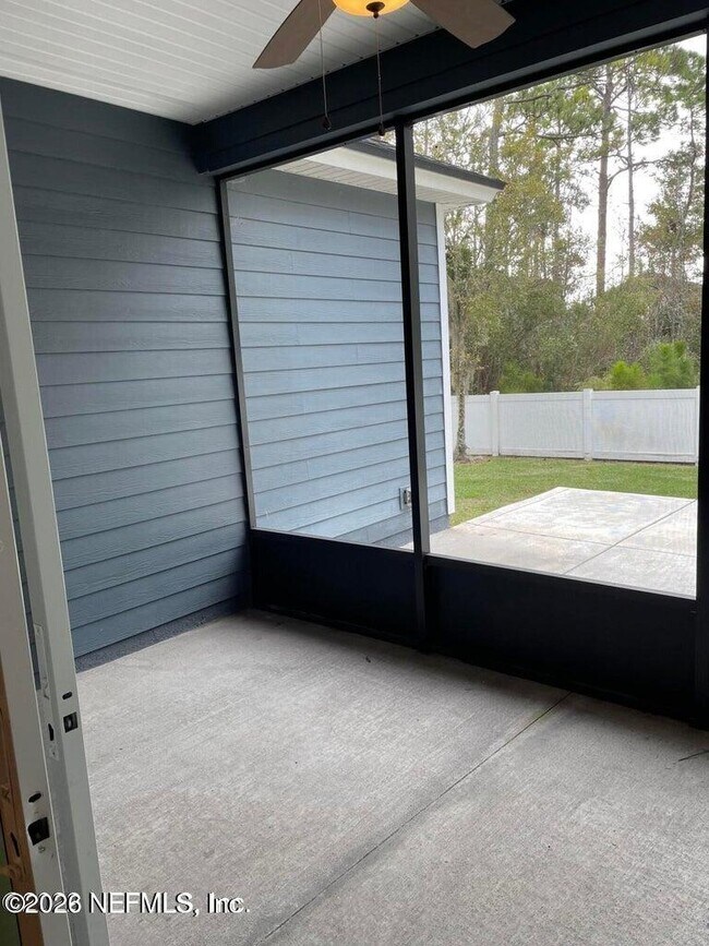 Building Photo - 81051 Leeside Ct