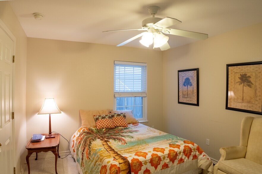 Building Photo - 13969 Ports O Call Dr