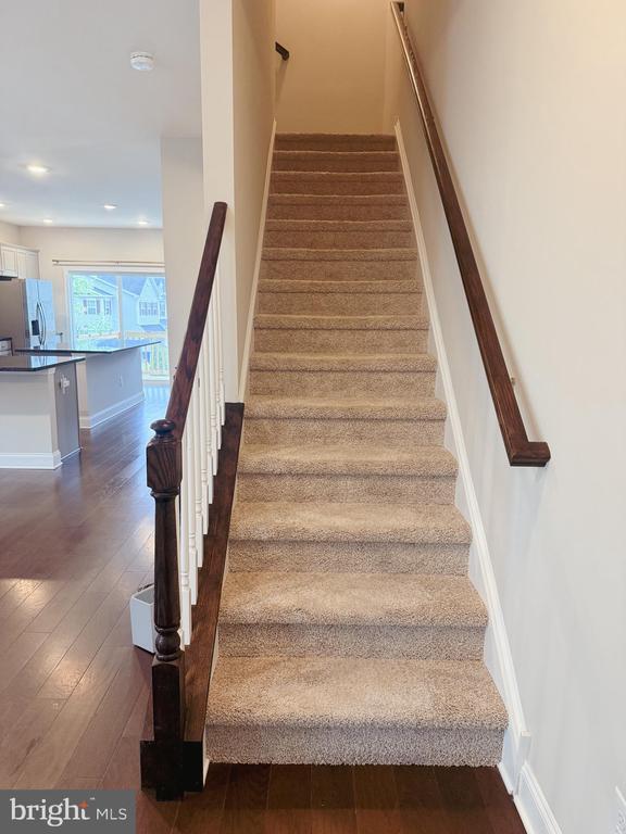 Building Photo - 1101 Hights Farm Rd N