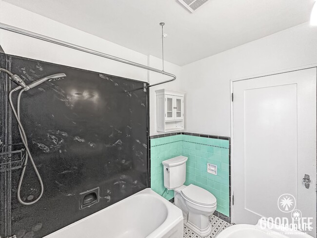 Building Photo - Beautiful Spanish Revival 3BR Home with Spacious Yard!