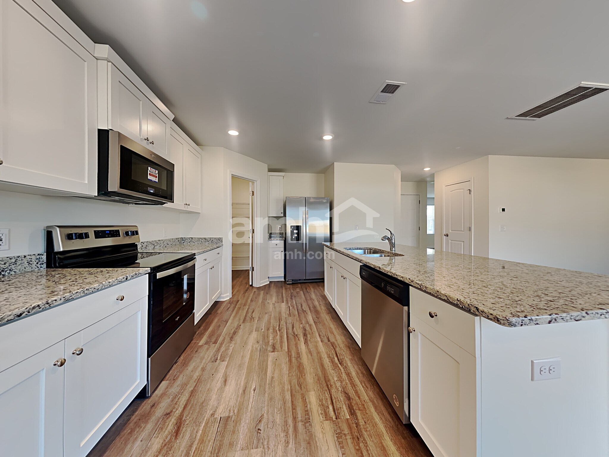 Building Photo - 1329 John Swann St