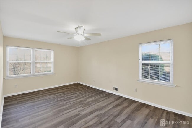 Building Photo - 111 Keystone Ct