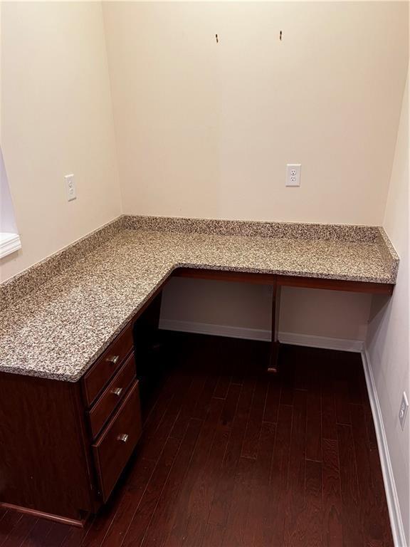 Building Photo - 701 Woodbridge Dr