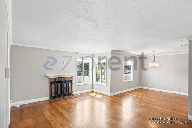 Building Photo - 1697 140th Ave
