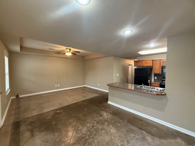 Building Photo - 113 Butterfield Crossing
