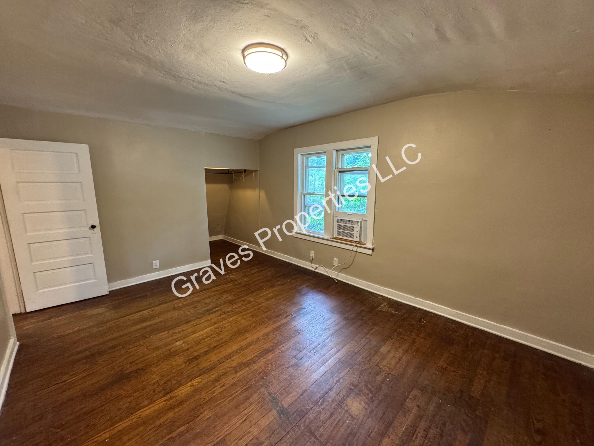 Bedroom 3 - 515 Hillcrest Rd