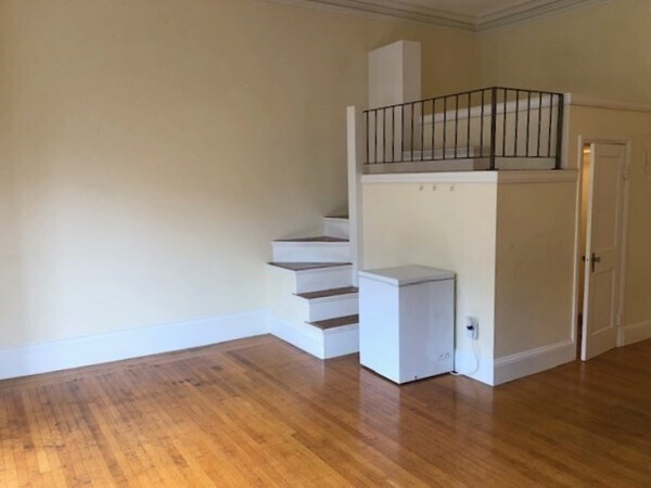 Building Photo - 249 Beacon St