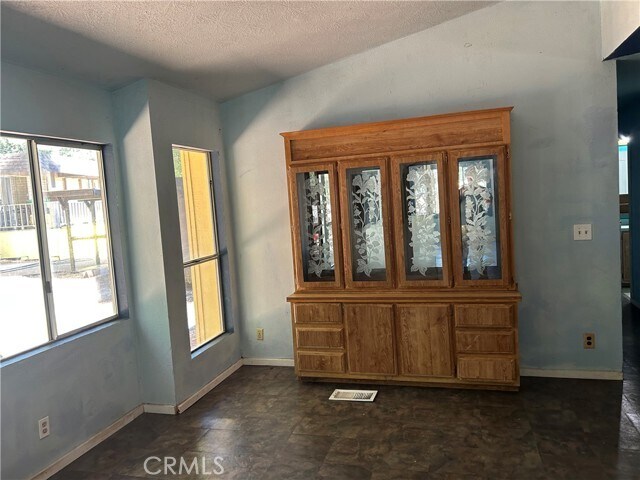 Building Photo - 14435 Skyway