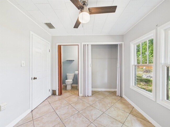 Building Photo - 348 Gordon Ave