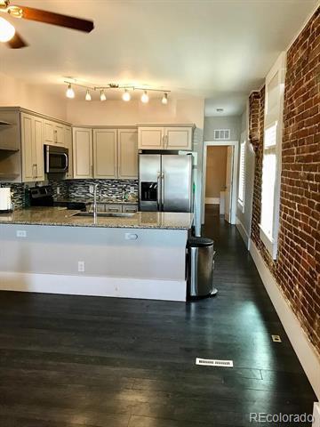 Building Photo - 3318 N Marion St