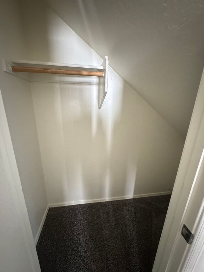 Building Photo - Beautiful 3 bedroom 2.5 bath home for Rent...