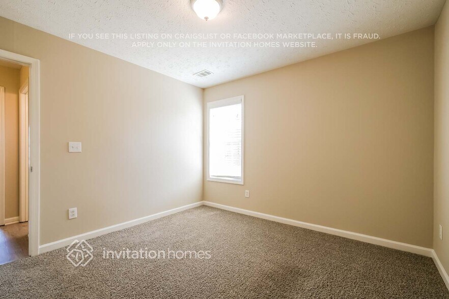 Building Photo - 890 Madison Chase Way