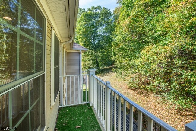 Building Photo - 3103 Peer Pl