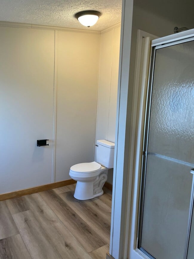 Building Photo - Peaceful Country Living on 1.4 Acres Beautifully Remodeled 3 Bed / 2 Bath Home on Ficklin Road