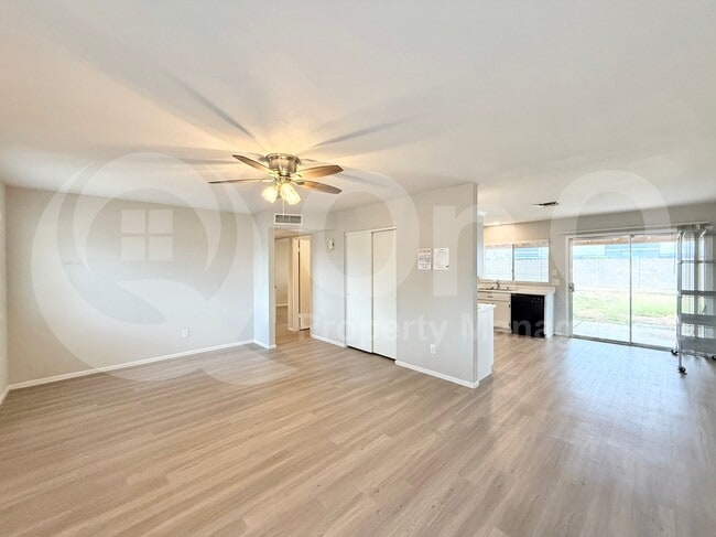 Building Photo - 329 N 69th Ave