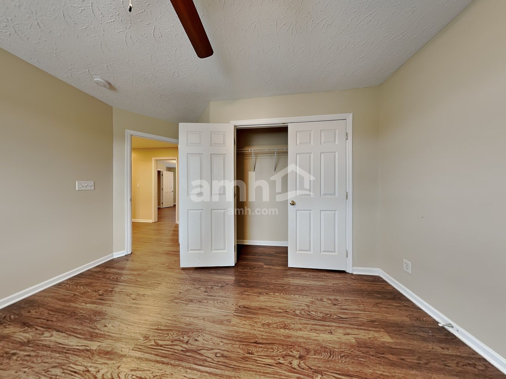 Building Photo - 210 Waterstone Dr