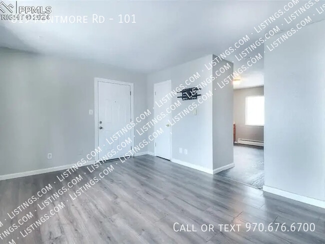 Building Photo - 819 Fontmore Rd