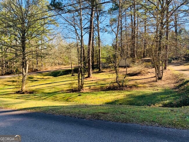 Building Photo - 32 N Cove Dr