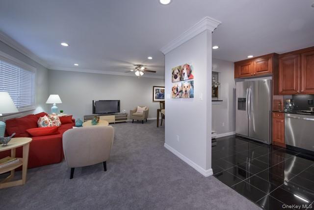 Building Photo - 807 Hygate Pl