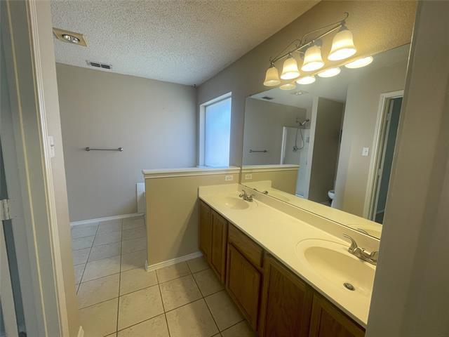 Building Photo - 2712 Jennie Wells Dr