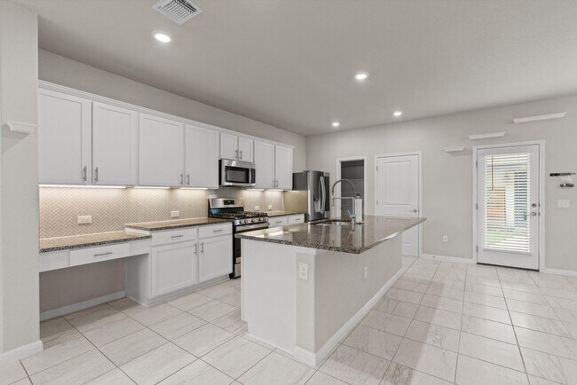 Building Photo - 8809A Whitter Dr