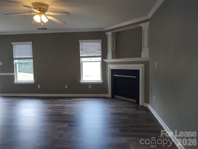 Building Photo - 7302 Woodbourne Ln