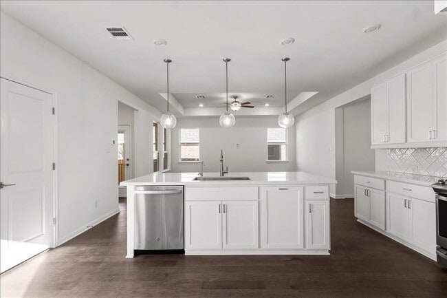 Building Photo - 133 Grn Knl Ln