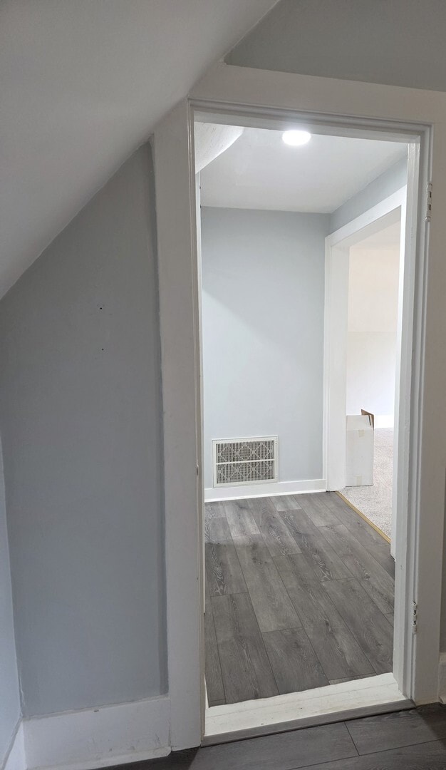 Building Photo - 14 Lincoln Pkwy