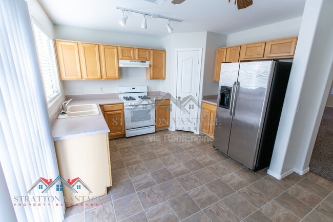 Building Photo - 2701 W Jasper Ave