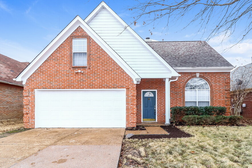 Primary Photo - 1012 Spanish Trail Ln