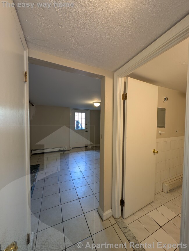 Building Photo - 13A Suffolk St