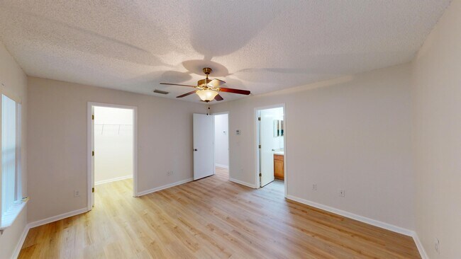 Building Photo - 5 Ryland Pl