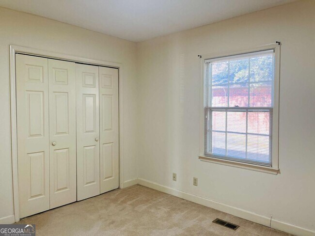 Building Photo - 207 Harwell Ave