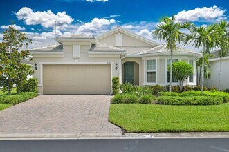 Building Photo - NOW AVAILABLE - 2/2 Plus Den Single Family Home in the Heart of Estero!