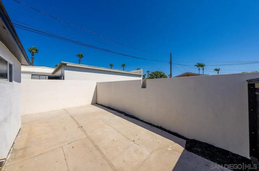 Building Photo - 622 I St